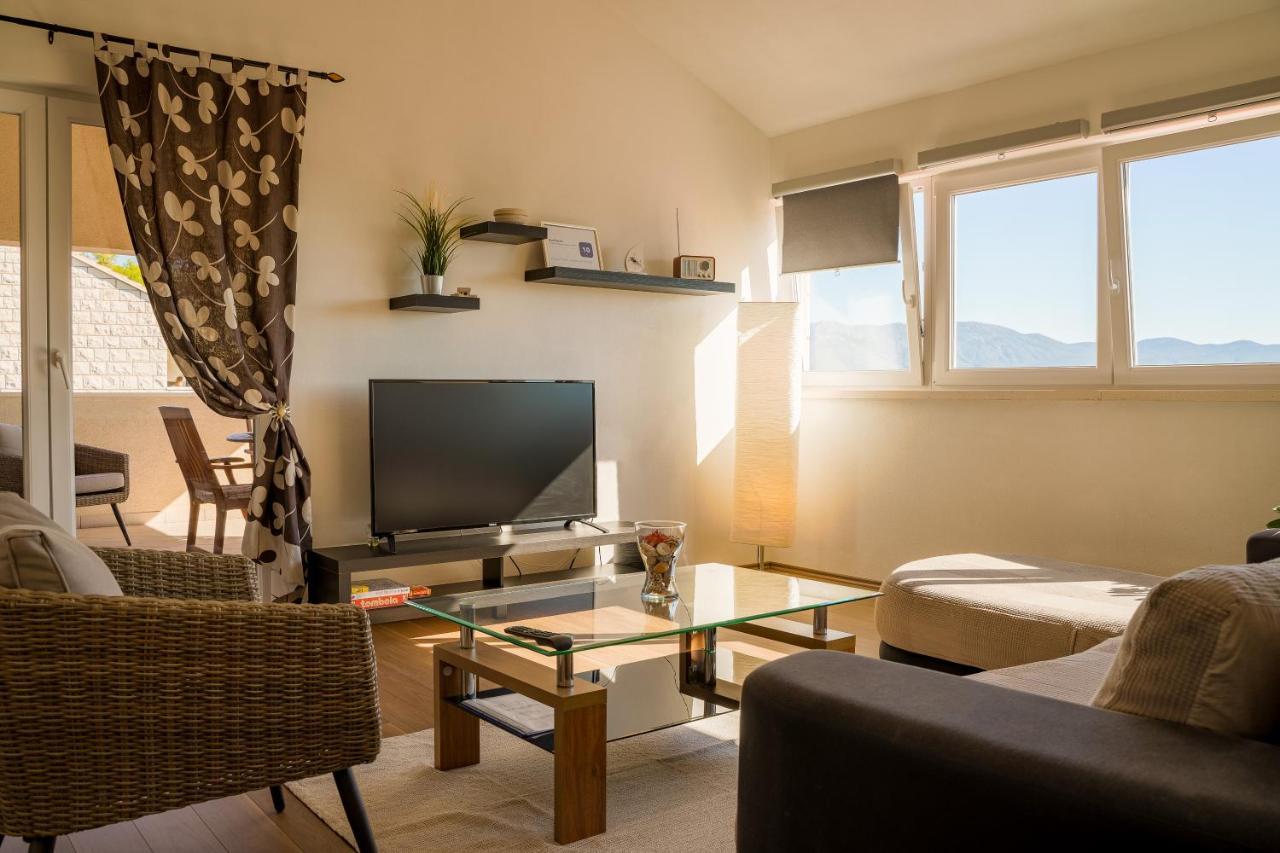 Апартаменти House Fidulic - Penthouse The View Лумбарда Екстер'єр фото
